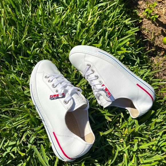 PAUL GREEN Carly White Leather low top sneakers size UK 3US 5.5 gently used